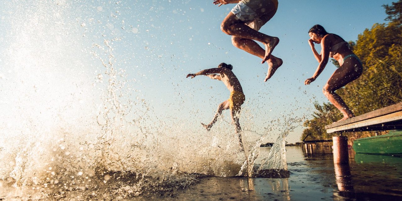 Ah, o verão! Desfrute das melhores praias, clima e vibes em Búzios.